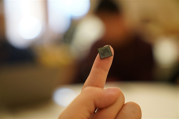 高通骁龙735处理器规格曝光：7nm大中小8核设计、2.9GHz
