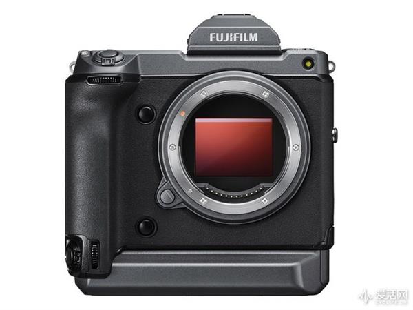 最便宜1亿像素相机富士GFX 100来了 只要一万美元