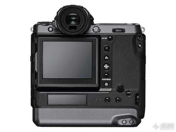 最便宜1亿像素相机富士GFX 100来了 只要一万美元