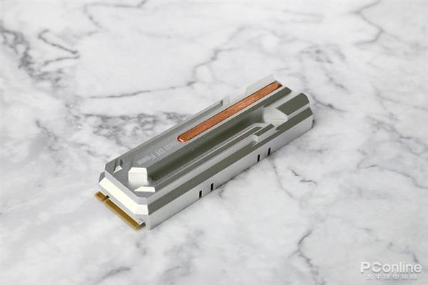 影驰ONE PCIe 512GB SSD上手：万里挑一