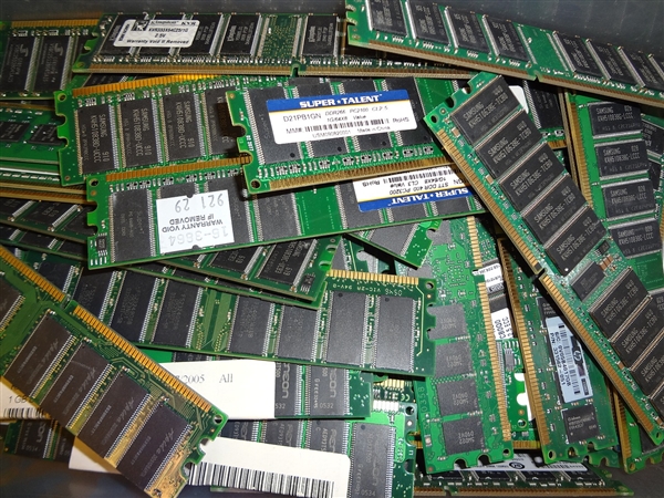 DDR4刚回到199元价格 下半年内存市场又要涨了