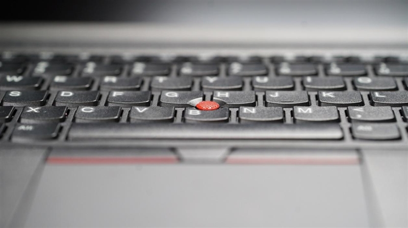 接口丰富 续航持久 “小黑”ThinkPad L490评测