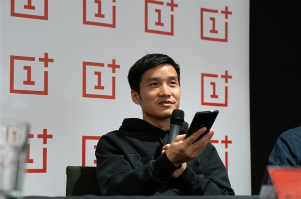 第一台一加电视下线 刘作虎：一加史上的里程碑