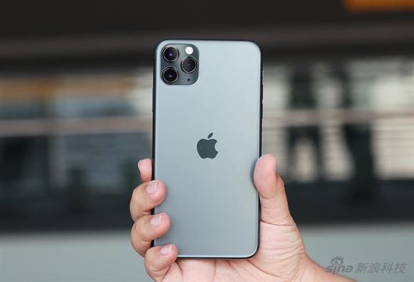 iPhone 11 Pro Max评测：浴霸三摄能行么？太能了！