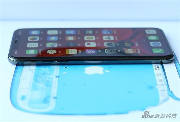 iPhone 11 Pro Max评测：浴霸三摄能行么？太能了！