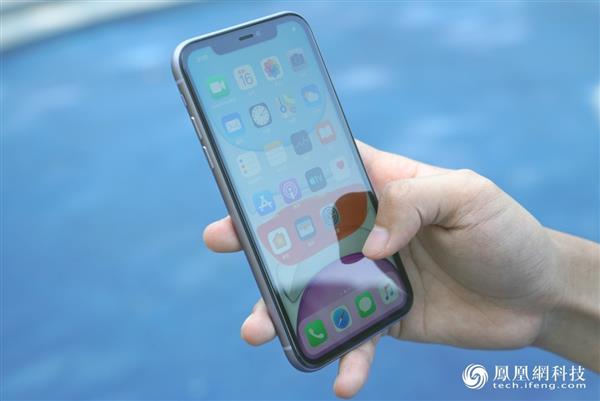 iPhone 11首发评测：加量减价继承真香体质