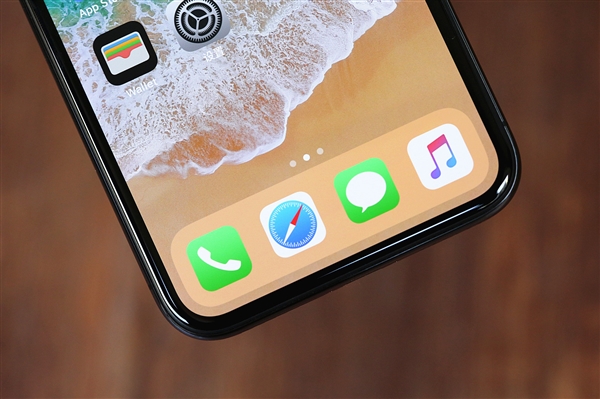 外媒实测：iOS 13“黑暗模式”下iPhone可省电30%