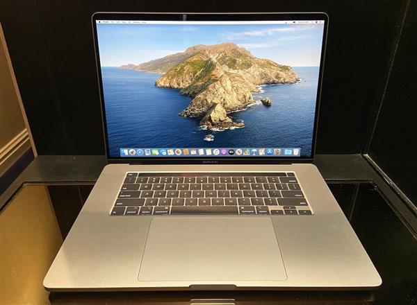 键盘升级 16英寸MacBook Pro上手跑分：18999元起值了