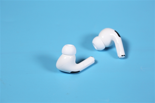 外媒横评七款真无线蓝牙耳机：苹果AirPods Pro碾压式夺冠