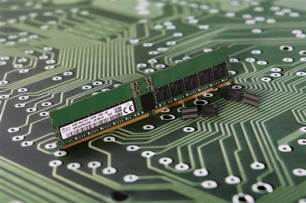 美光出样DDR5内存：1Znm工艺、性能提升85%