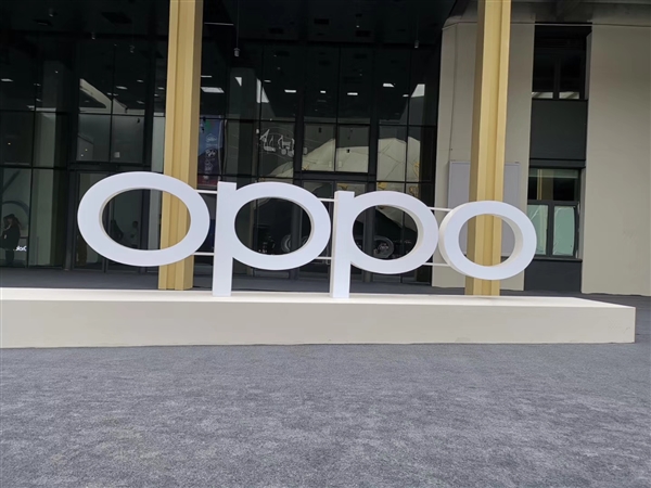 OPPO申请“月轮形”后摄外观专利 或为OPPO Find X2外形