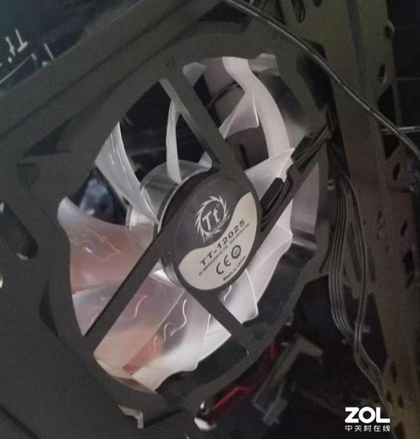 宅家很无聊?编辑告诉你们几个不一样的装机技巧