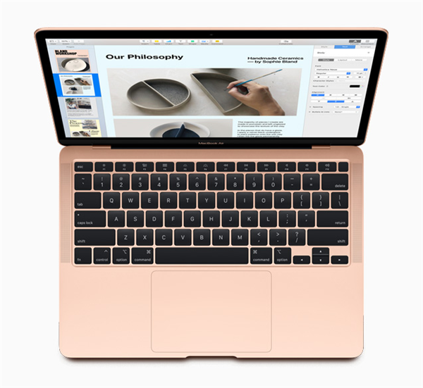 <a href='https://www.apple.com/cn/' target='_blank'><u>苹果</u></a>发布Macbook Air笔记本：剪刀脚键盘、2倍性能、999美元起