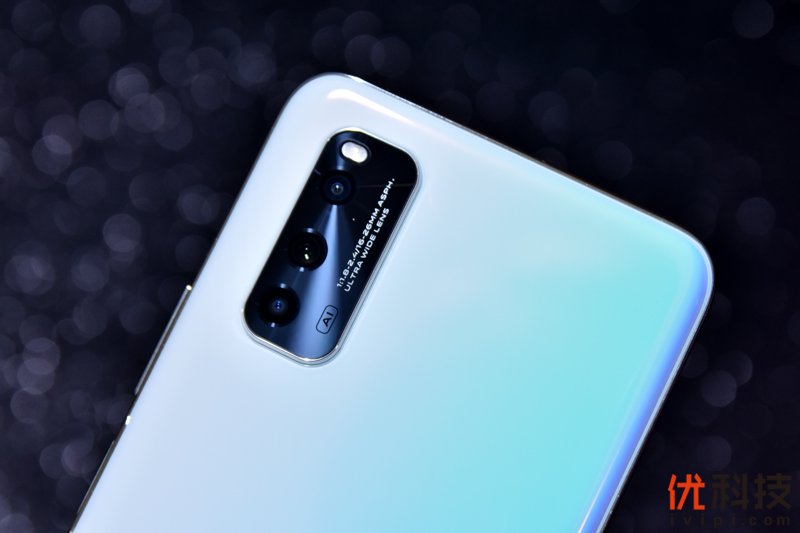 生而为赢 青年旗舰 iQOO Neo3优科技体验评测