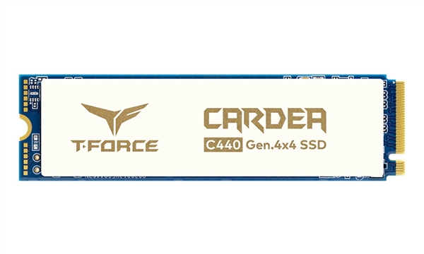 冰雪女神！十铨发布乳白航太陶瓷PCIe 4.0 SSD