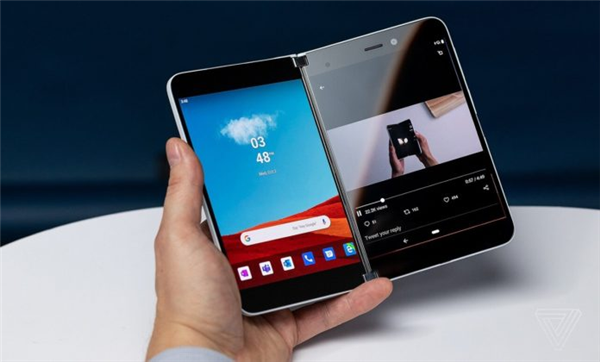 外媒曝Surface Duo即将上市！正在准备Android兼容性测试