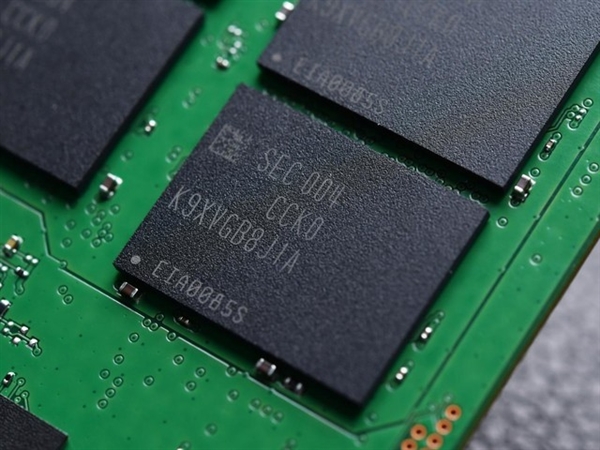 三星870QVO上手：探寻全球容量最大消费级固态硬盘的秘密
