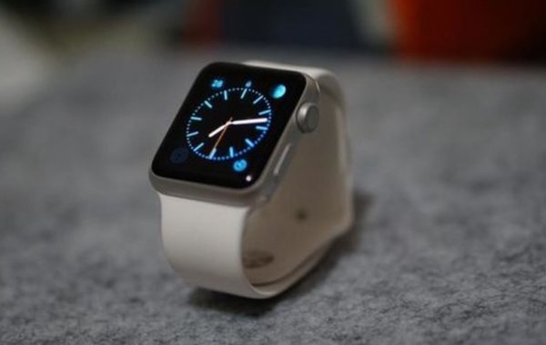 Apple Watch回收价10元 第一批吃螃蟹的人会咋想？