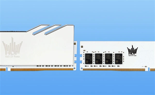 影驰名人堂HOF EXTREME内存焕然一新：纯白10层PCB、时序出色