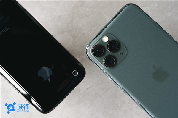 iPhone 11 Pro vs iPhone 3GS：十年的进步能有多大？