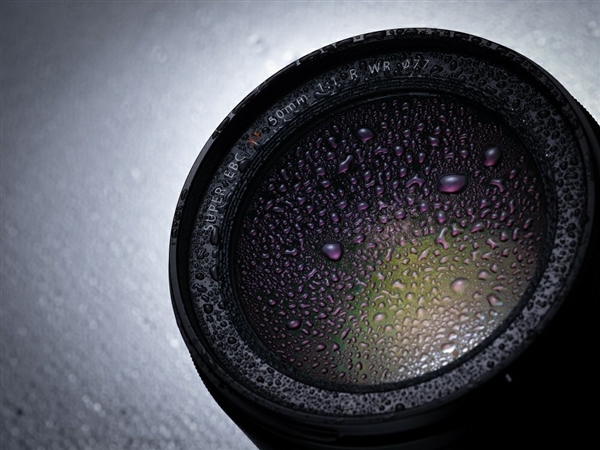 富士发布全球最快无反相机自动对焦镜头