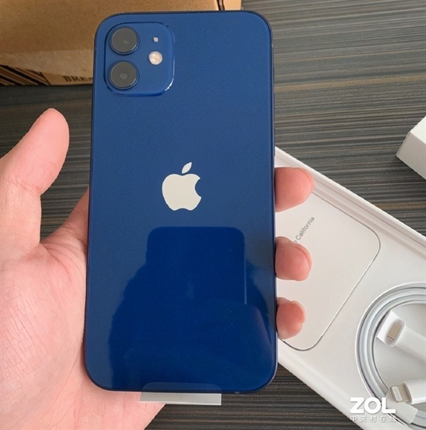 买之前注意了！iPhone 12最全槽点汇总：续航差还消磁