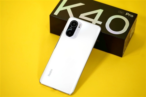 Redmi K50首度曝光：120Hz单孔屏、1亿像素主摄