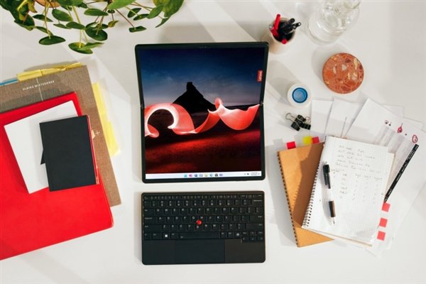 联想发布第二代ThinkPad X1 Fold折叠屏笔记本