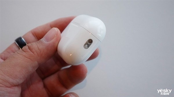 苹果AirPods Pro 2拥有8项升级：一文了解详情