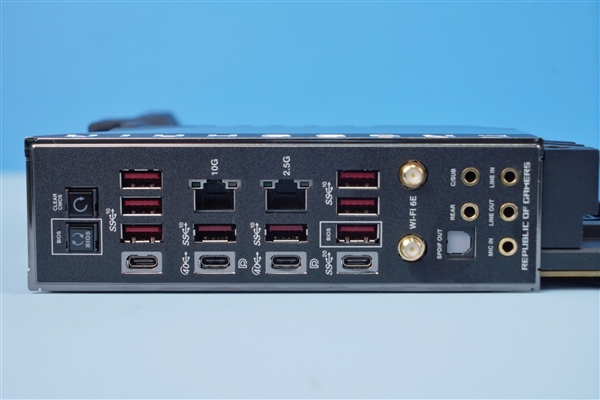 与USB4完全合体！DisplayPort 2.1标准正式发布：AMD有望首发
