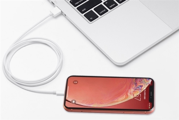 网传<a href='https://www.apple.com/cn/' target='_blank'><u>苹果</u></a>官方iPhone电池保养小技巧引争议：被吐槽用手机太累了