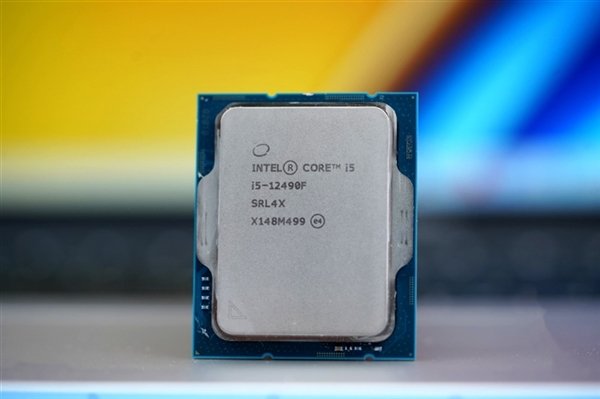 Intel中国特供新神U i5-13490F首曝