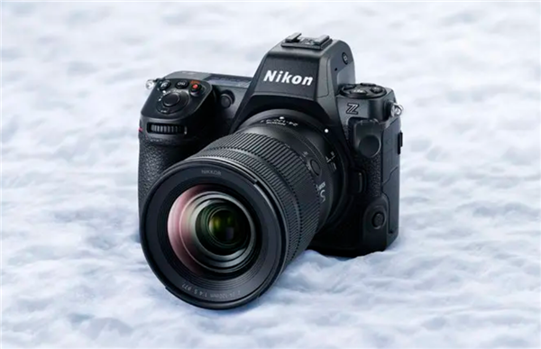 Z9良心缩水 尼康发布全画幅微单数码相机Z8：售价27999