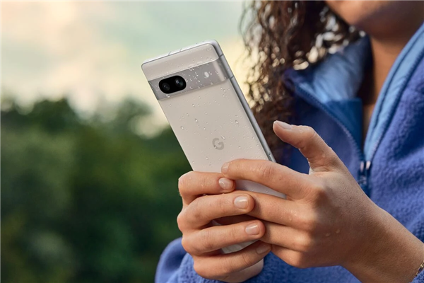 谷歌Pixel 7a发布：3500元 不标配充电器