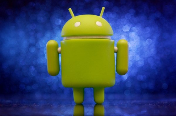 首款Android 14旗舰！谷歌Pixel 8/8 Pro曝光