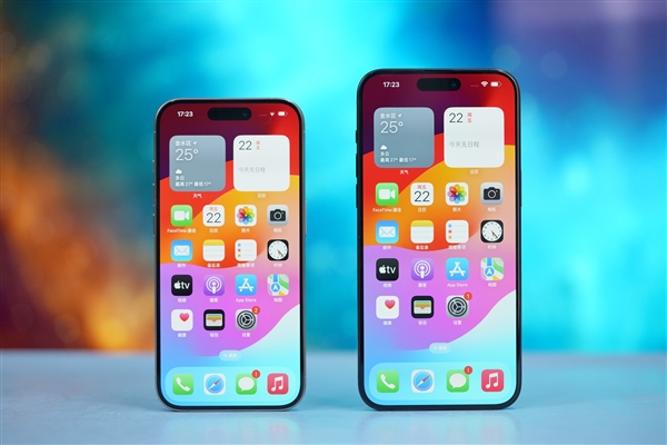 <a href='https://www.apple.com/cn/' target='_blank'><u>苹果</u></a>太慢了！iPhone升级路线图曝光：1年后才配12G内存 2026年有折叠屏