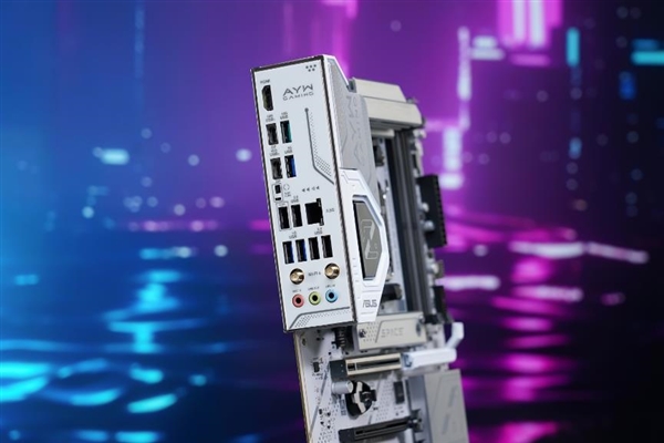 华硕X870 AYW GAMING WIFI W主板锐龙9000白色新装备