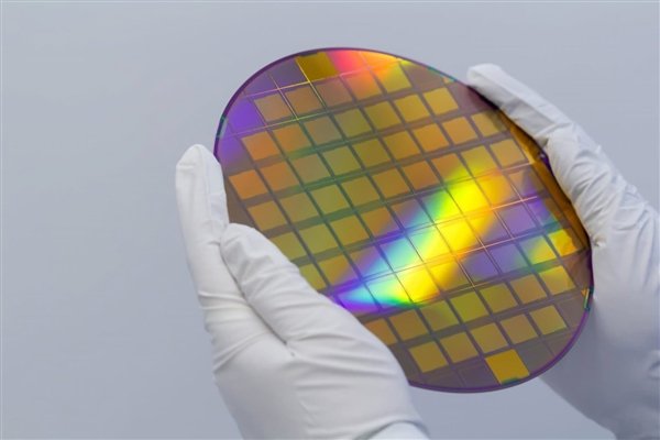 日本2nm密度竟然高于台积电N2！远超Intel 18A