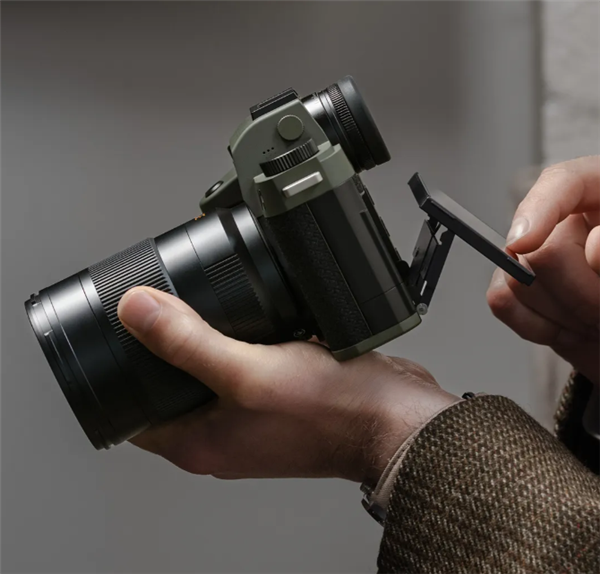 59800元 徕卡发布SL3记者版相机：芳纶纤维覆皮超耐造