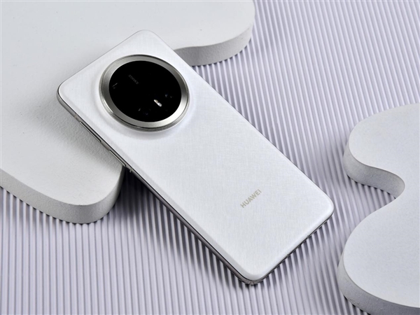 <a href='https://www.huawei.com/cn/?ic_medium=direct&ic_source=surlen' target='_blank'><u>华为</u></a>Mate 80系列和Mate 70系列怎么选：看完秒懂