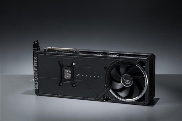 2025 STEAM冬促开启！华硕RTX50系显卡高帧畅爽游戏