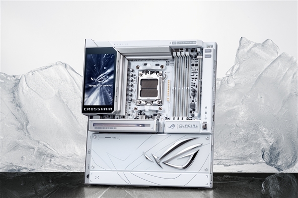 华硕全新AMD 800系列主板亮相CES 2026