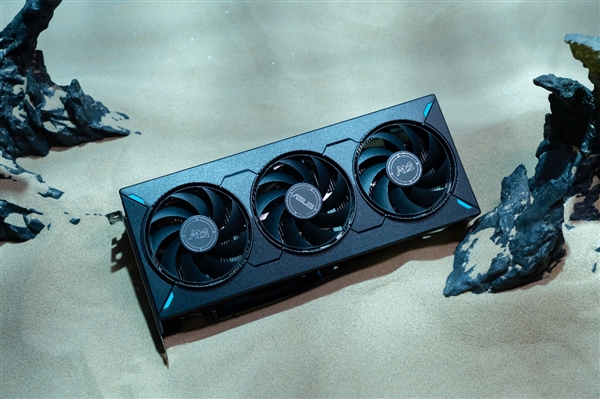 画面撕裂别慌！华硕显卡启用G-SYNC让每一帧都精准同步