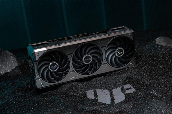 RTX Remix Logic正式发布 华硕5070显卡提升游戏动态视觉效果