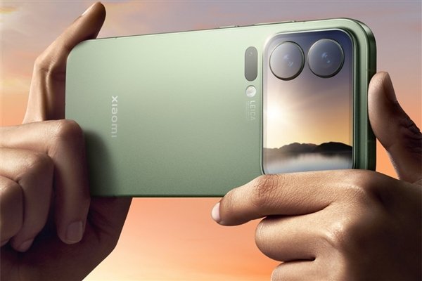 小米18 Pro Max工程机偷跑：双2亿+背屏