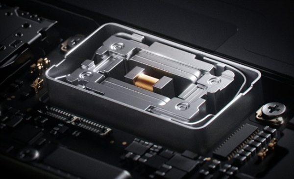 红米旗舰能否顶住涨价压力！REDMI K90 至尊版前瞻