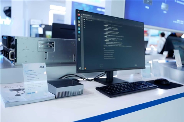 以 AI 算力赋能教育数字化 华硕商用重磅亮相第87届中国教育装备展示会