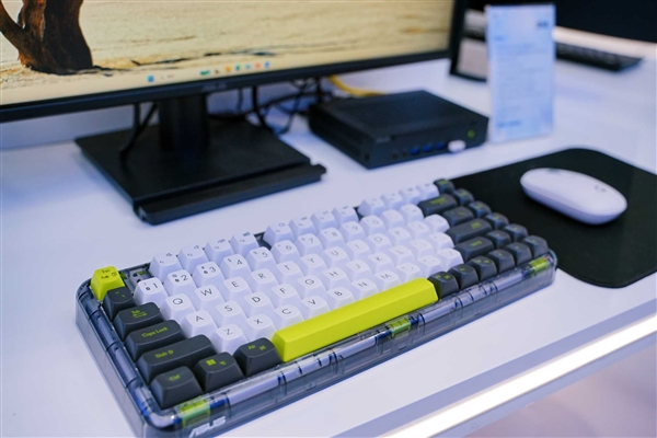 以 AI 算力赋能教育数字化 华硕商用重磅亮相第87届中国教育装备展示会