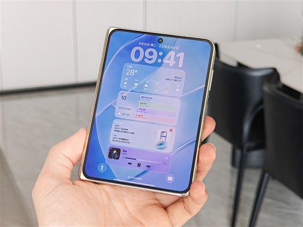 iPhone X一机难求再度重演！<a href='https://www.apple.com/cn/' target='_blank'><u>苹果</u></a>折叠屏供货严重不足